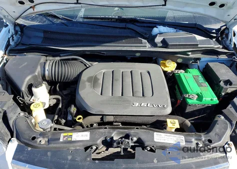 2015 Chrysler Town & Country Touring L z USA, uszkodzony, nr VIN 2C4RC1CG1FR678090